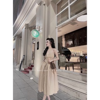 g8- đầm xoè 2 dây đen và Nude