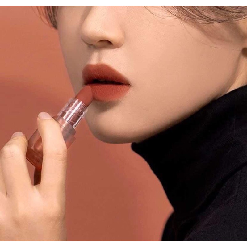 Son last powder lipstick