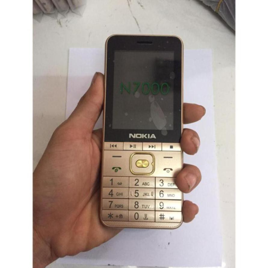 Điện thoại 4 sim Nokia n7000 pin khủng thời trang