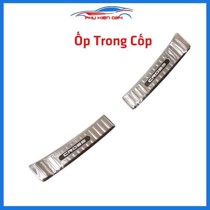 Ốp chống trầy cốp Corolla Cross 2020-2021-2022 Inox mạ crom sáng bóng