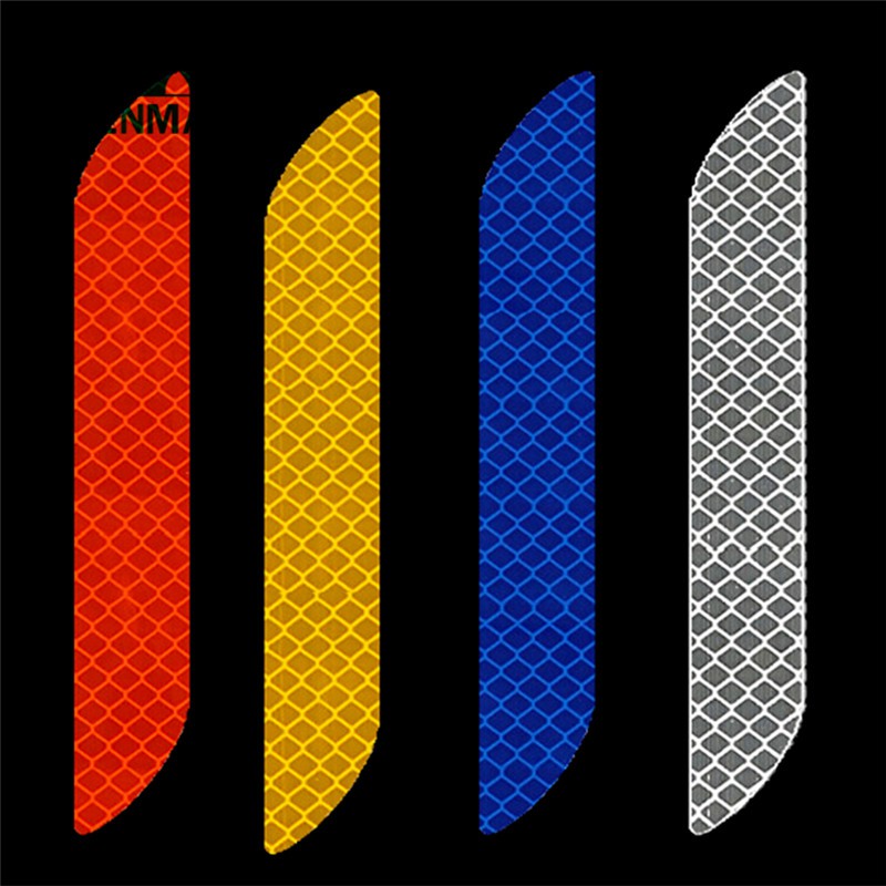 Set 2 nhãn dán an toàn phản quang cho xe hơi