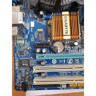 Mainboard Gigabyte GA-G31M-ES2C, CPU Xeon E5440, RAM 4GB