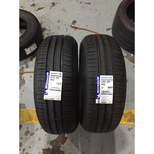 Lốp xe ô tô Michelin 205/65R15 XM2 dành cho Toyota Innova, Nissan Teana