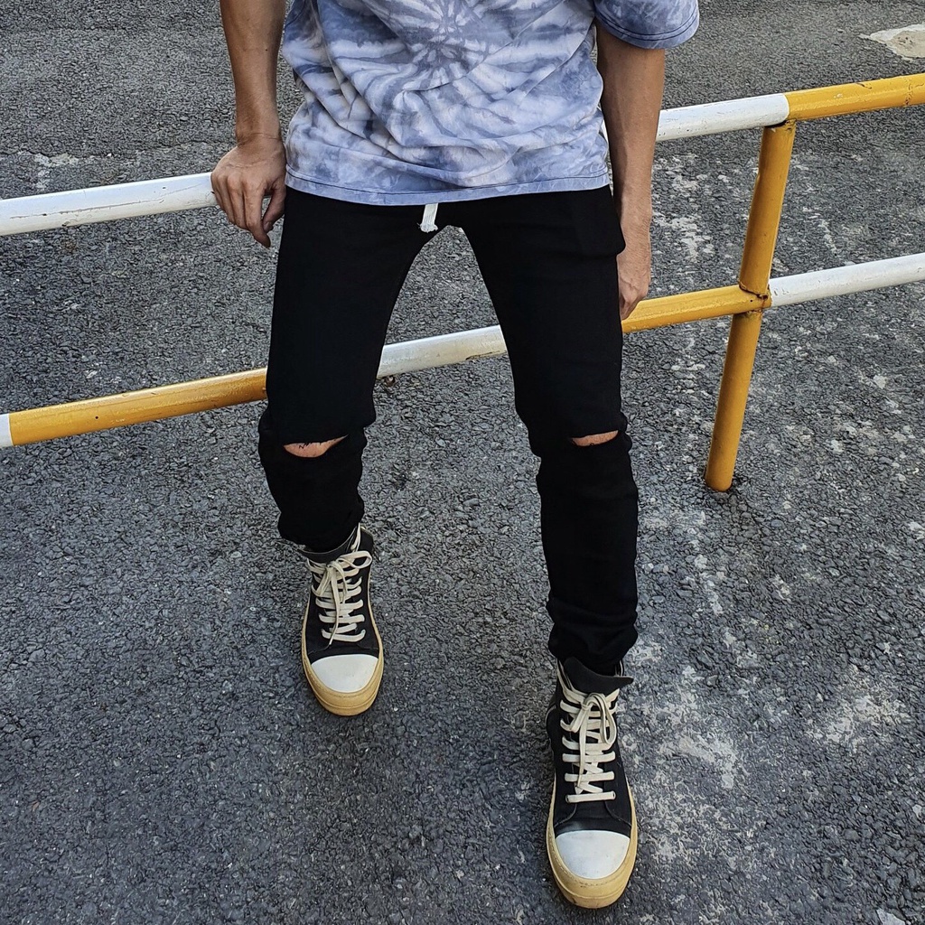 Quần Jeans Nam Streetwear DATINO Cao Cấp chất Denim màu Đen vải dày dặn co giãn, bền màu. ®️