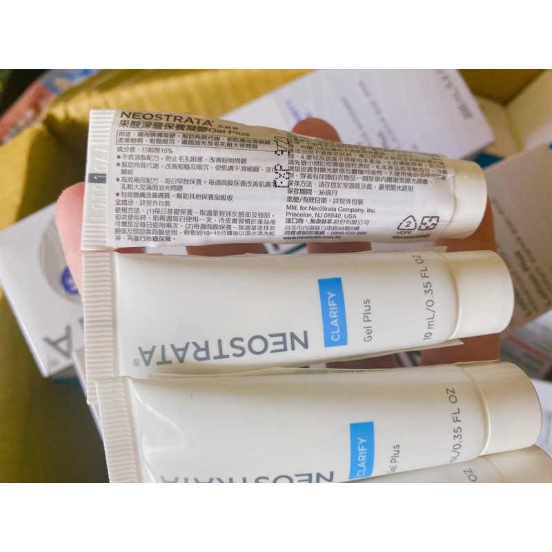 Tẩy da chết Neostrata clarify Gel Plus Aha
