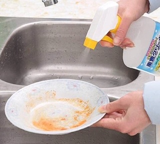 Chai xịt baking soda 400ml Rocket Nhật Bản