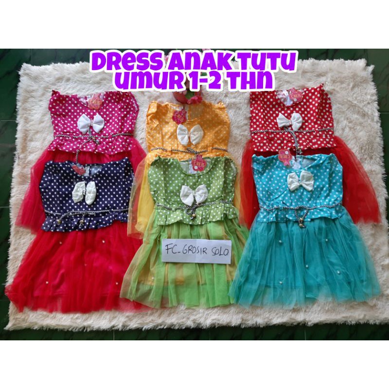 Váy tutu Đính Ngọc Trai Cho Bé Từ 1-2 Tuổi