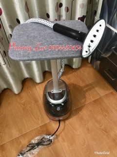 Bàn là hơi nước Royalstar