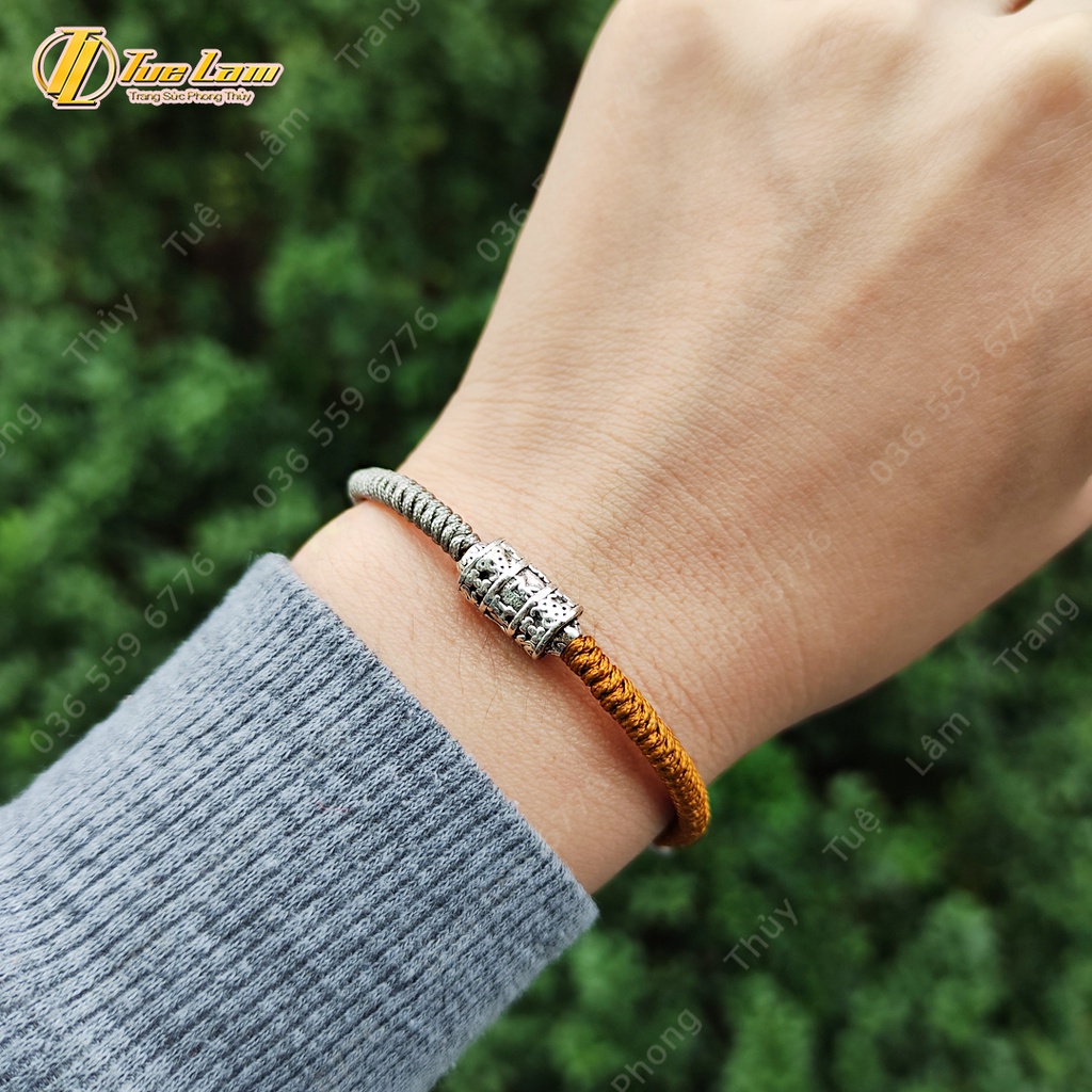 Vòng Tay Chỉ Bện Handmade Charm Ống Trụ Khắc Tiếng Phạn - Tuệ Lâm