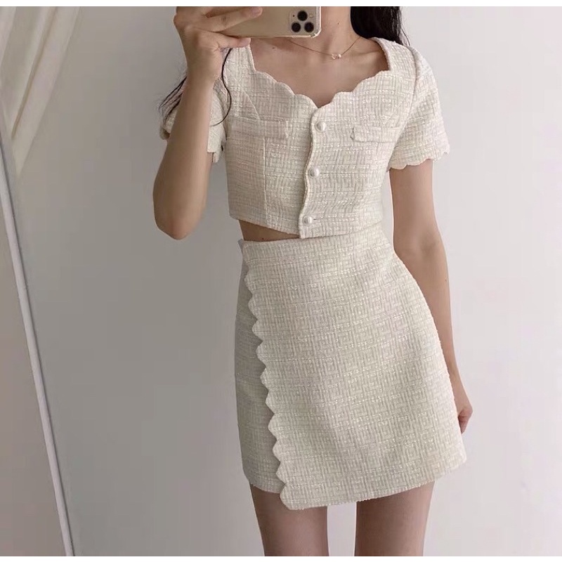 Váy voan si tuyển
