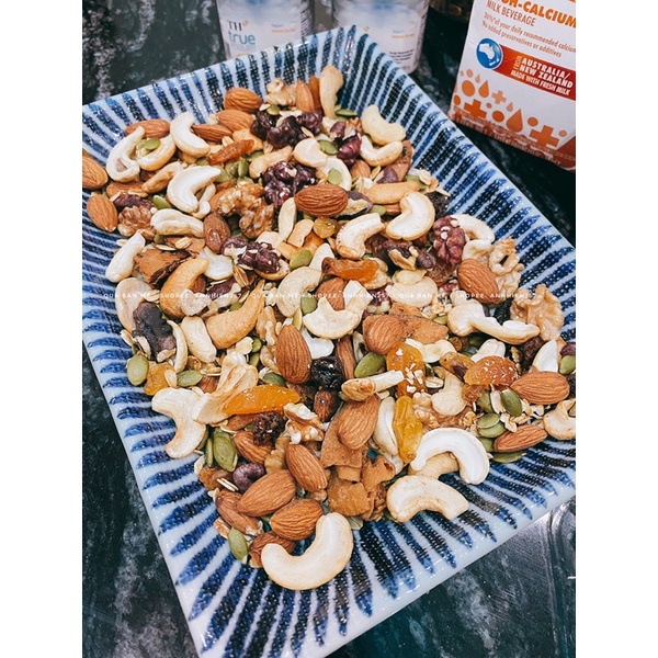 Granola VIP siêu nhiều hạt | Nướng mới sau khi khách order | BigBuy360 - bigbuy360.vn