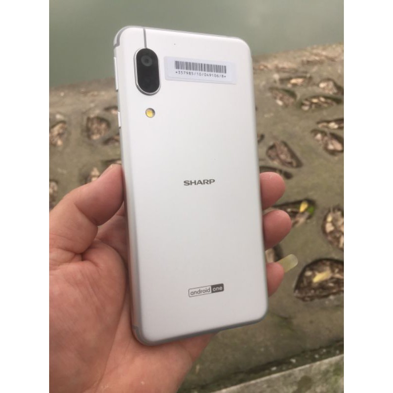 Điện thoại SHARP Android One S7