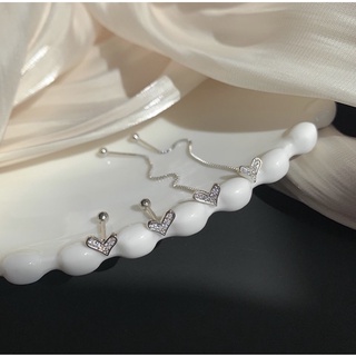 Khuyên tai bông tai tim đá dài bất đối xứng I 2 GIRLS ACCESSORIES I