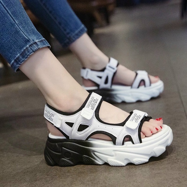 (2mau)Dép sandal nữ đế kiểu mới (freeship)