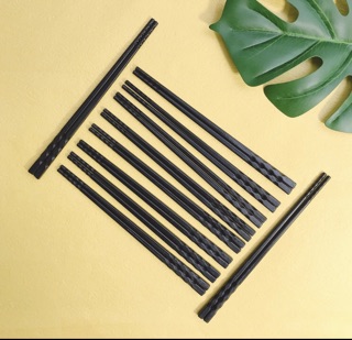 Đũa nhựa đen,đũa melamine( vỉ 10 đôi)