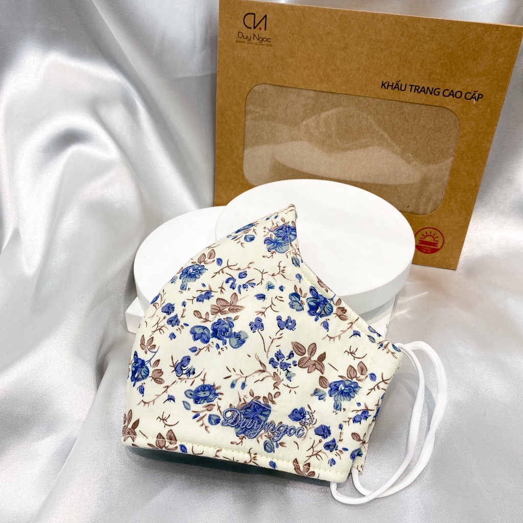 Khẩu trang vải cotton 3 lớp Duy Ngọc kiểu truyền thống- Hoa nổi, chống tia uv, thoải mái khi đeo, tái sử dụng (5229)