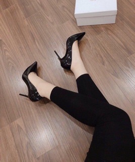 Giày cao gót màu đen bít mũi cao 9cm