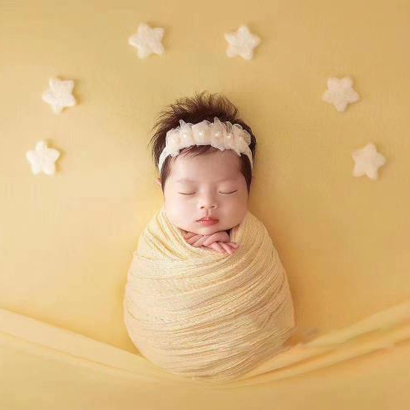 Quả Cầu Len Nỉ Mini Hình Ngôi Sao Đính Hạt Dùng Trang Trí Nhà Cửa / Tiệc Trẻ Em