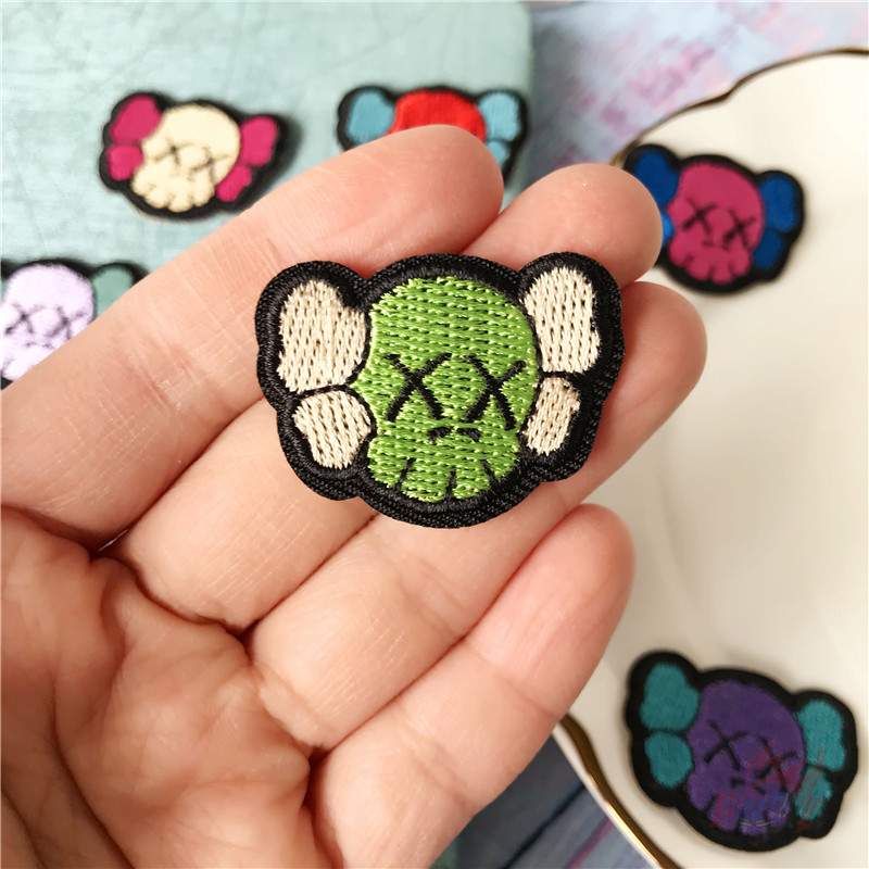 Miếng vá họa tiết KAWS BFF phong cách hoạt hình Harajuku có thể ủi trang trí trang phục 9 mẫu mã tùy chọn