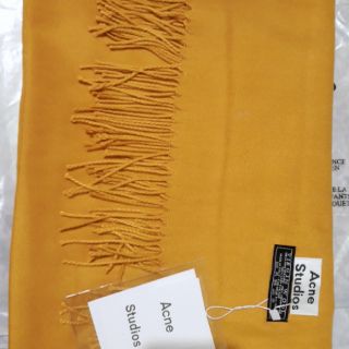 Khăn ACNE