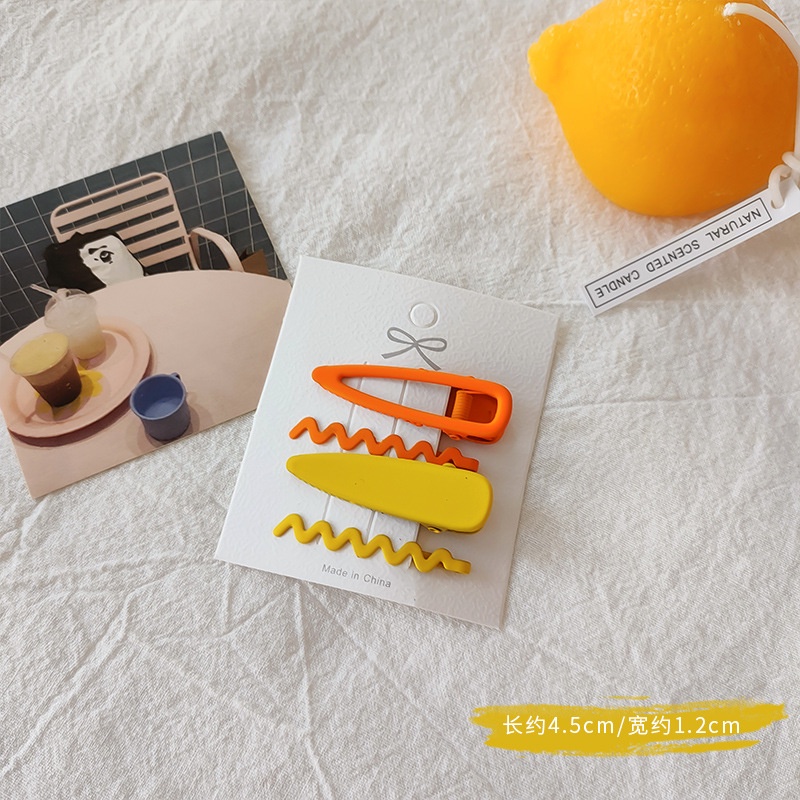 Set 4 kẹp tóc cùng tone màu - UniLabel