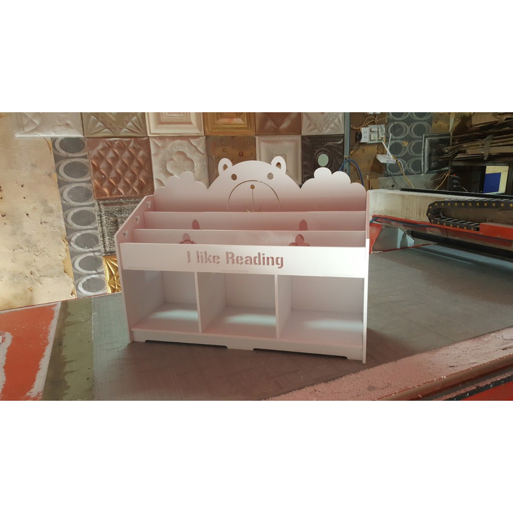 Giá sách hình gấu kèm 1 tầng ngăn chứa đồ | BigBuy360 - bigbuy360.vn