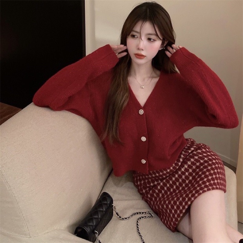 SET ÁO KHOÁC CARDIGAN LEN VÀ CHÂN VÁY KẺ CARO