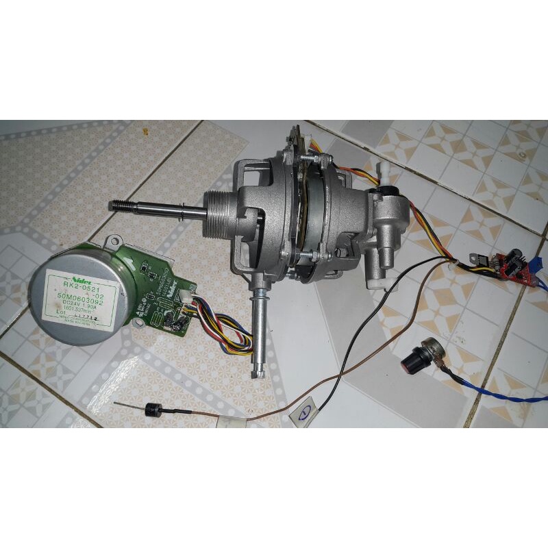 Đầu quạt BLDC - Không chổi than 45.6W 12-19VDC rất mạnh