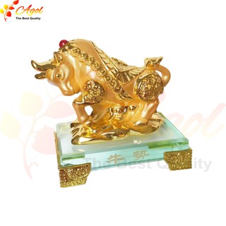 tượng trâu vàng đế thủy tinh
