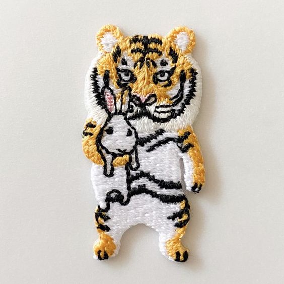 KIT THÊU TAY tình bạn- vui vẻ, thêu cặp đôi quà tặng handmade- DIy tự làm pin cài- MIE HANDMADE SHOP