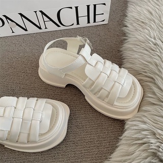 sandal độn đế tăng chiều cao