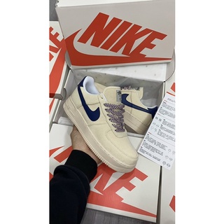 Giày sneaker giá rẻ