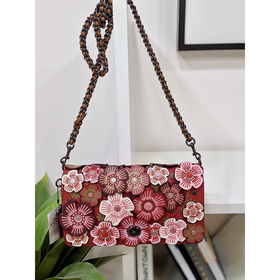 TÚI ĐEO COACH hoa trà - Dinky Tea Rose Leather Crossbody Bag F38197