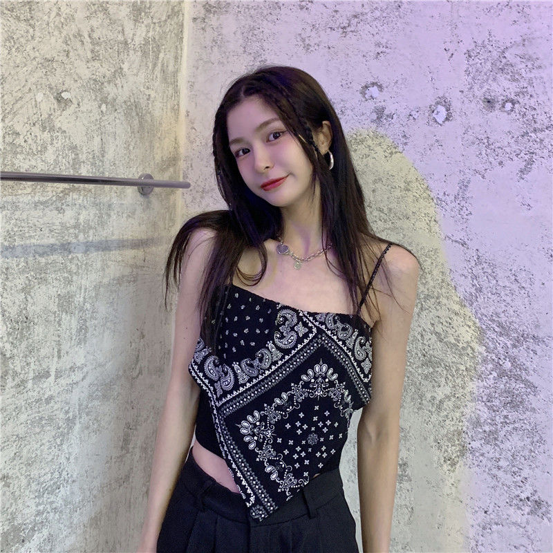 Áo dệt kim sát nách cổ yếm phong cách Hàn Quốc cho nữ