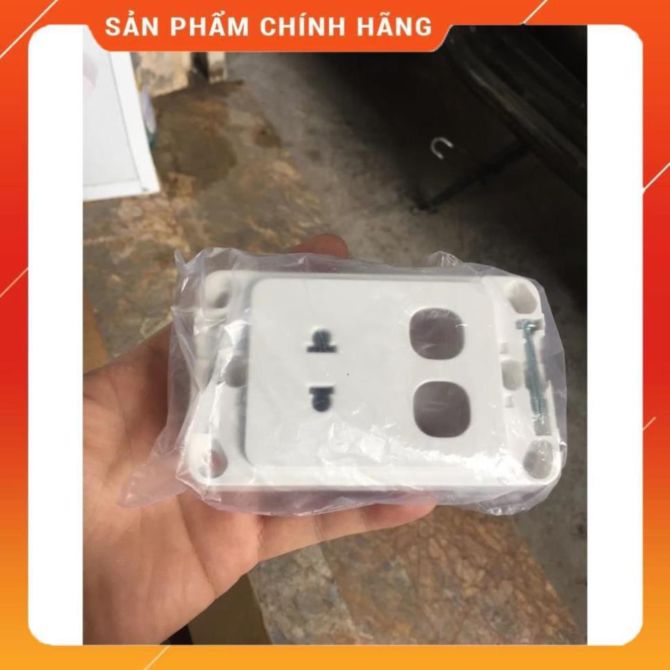 ♥️ [FreeShip] Ổ cắm đơn CLIPSAL 2 chấu 16A + 2 lỗ ( không viền ngoài)