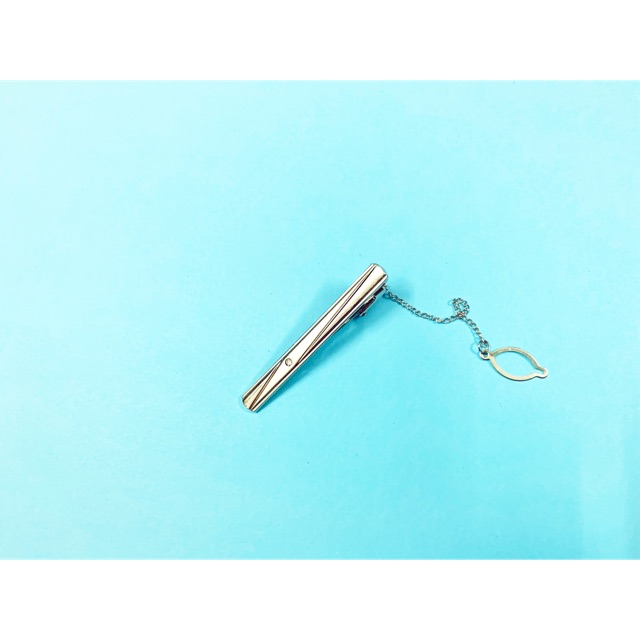 Kẹp cà vạt ánh bạc sang trọng