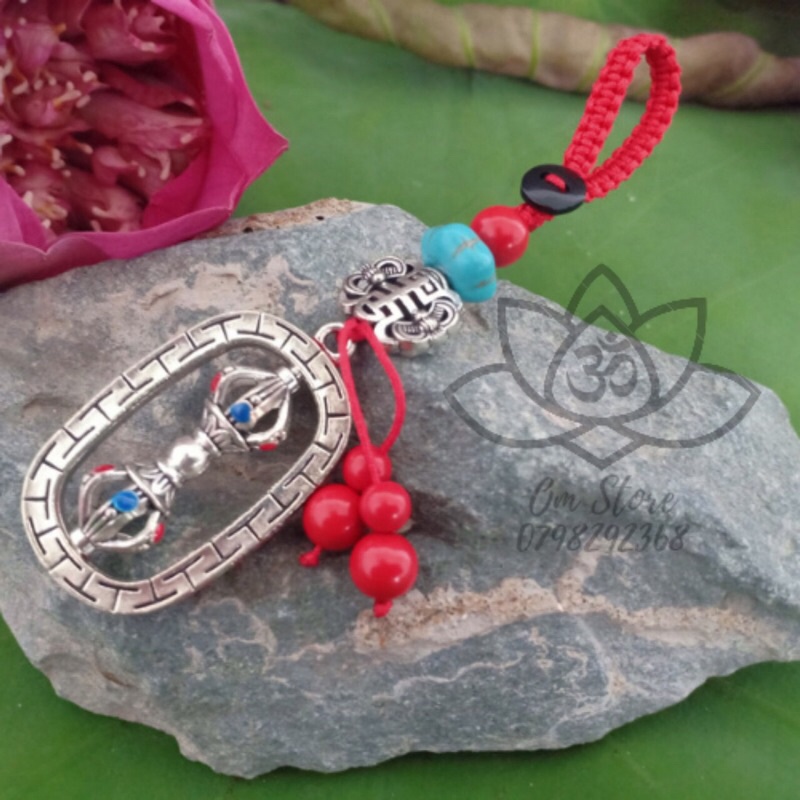 Móc khoá kinh luân và chày kim cang Tây Tạng