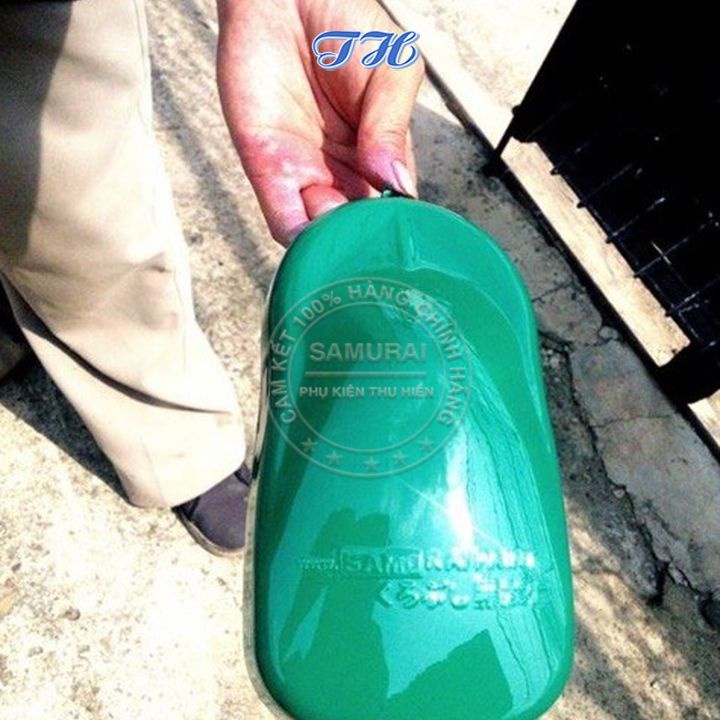 Sơn Xịt Samurai chuyên dùng cho xe máy màu xanh lá đậm 27/162 chống cháy, chống rạn nứt, vòi xịt chống chảy