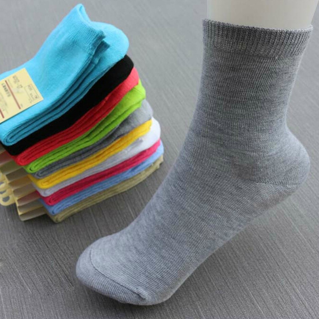 Vớ cotton cổ cao màu trơn xinh xắn dành cho nữ