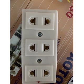 Ổ cắm điện 3 lỗ , ổ cắm 3 ngã đa năng