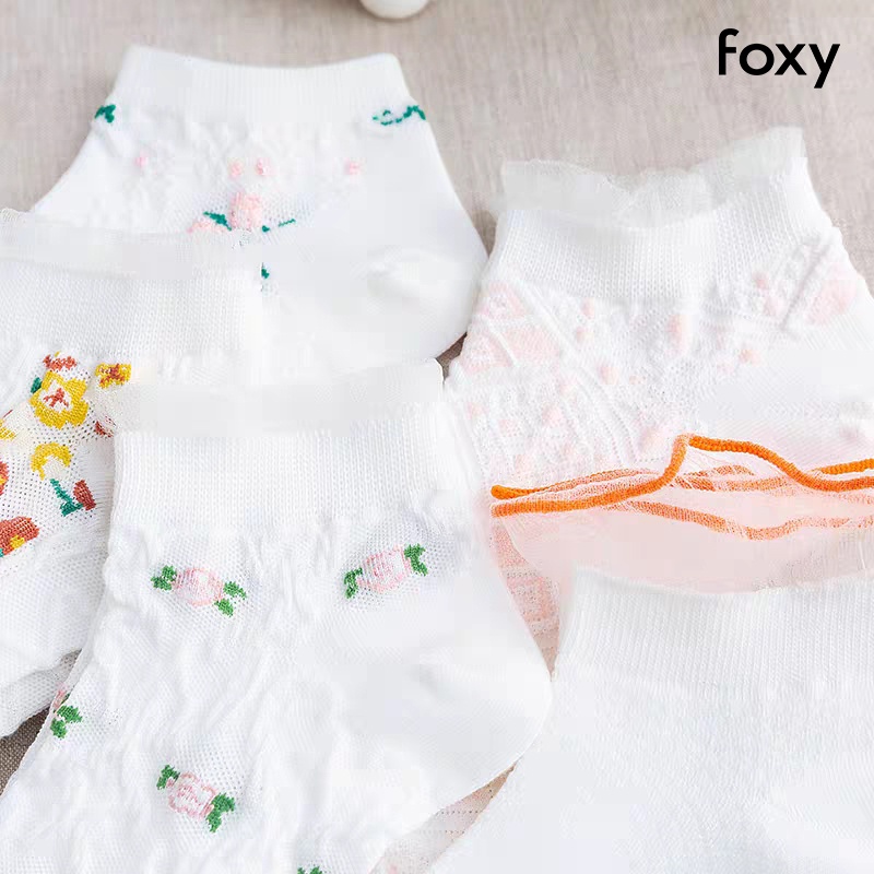 Tất Nữ Cổ Thấp Màu Trắng Phong Cách Nhật Bản Cổ Ren Hoạ Tiết Hoa Cỏ Dễ Thương Foxy - FOS003