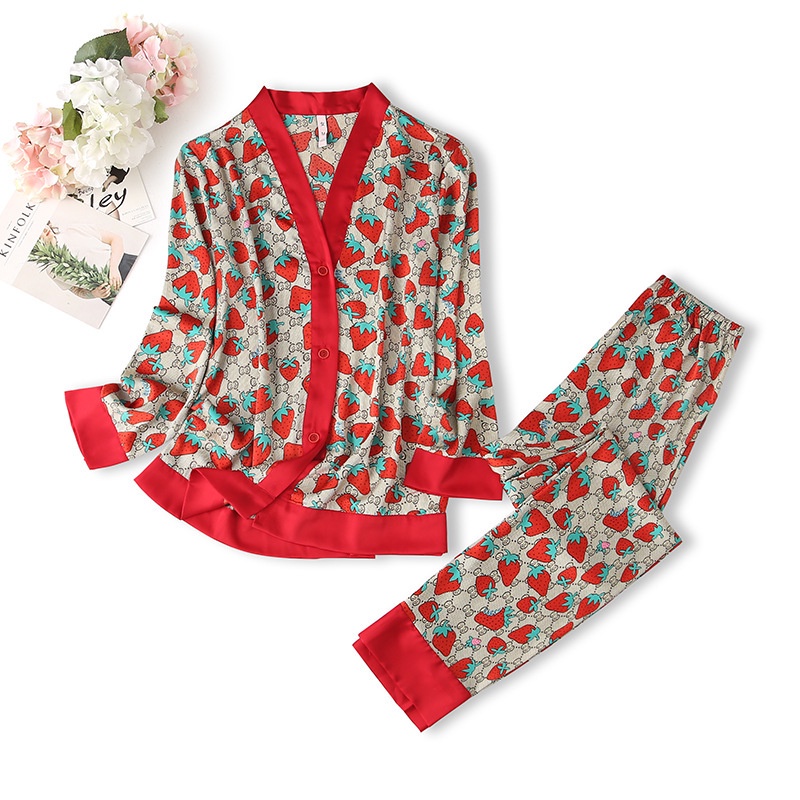 Set đồ ngủ tay dài bằng lụa mát hoạ tiết hoạt hình thời trang cho nữ