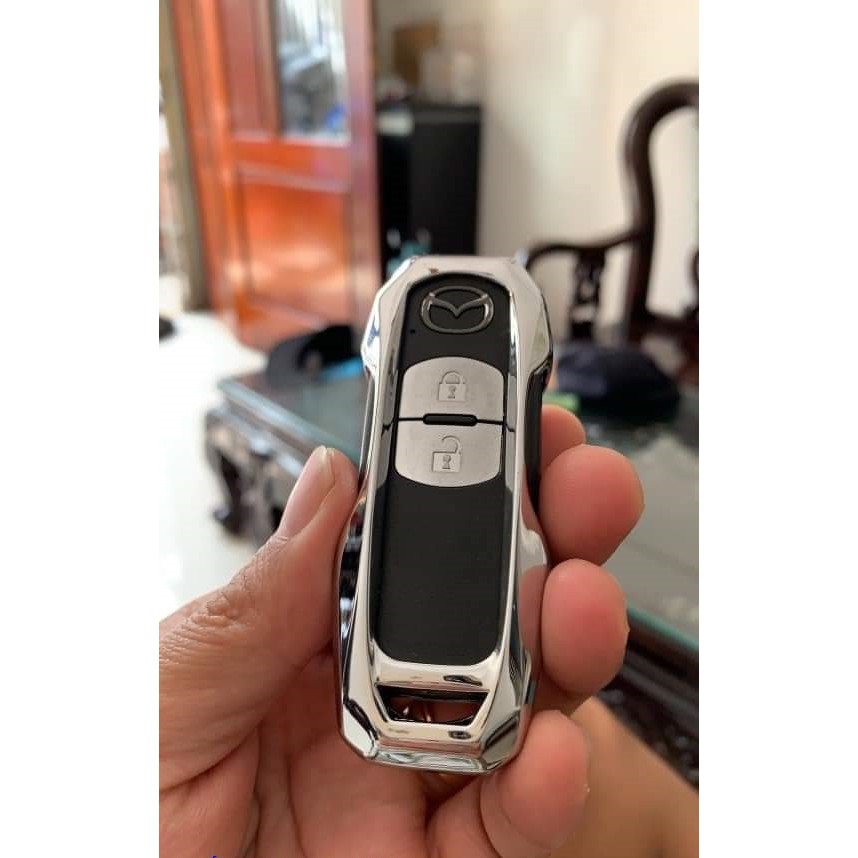 ỐP KHÓA MAZDA 3 ĐỜI 2015, 2016, 2017, 2018, 2019 KIM LOẠI METAL