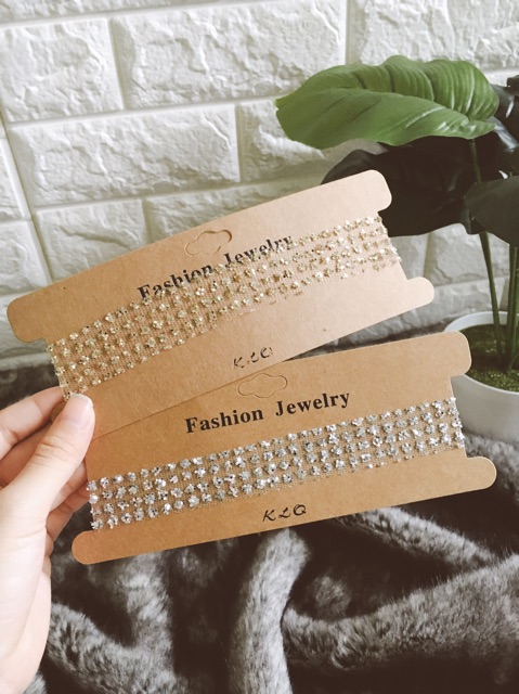 Vòng cổ chocker lấp lánh