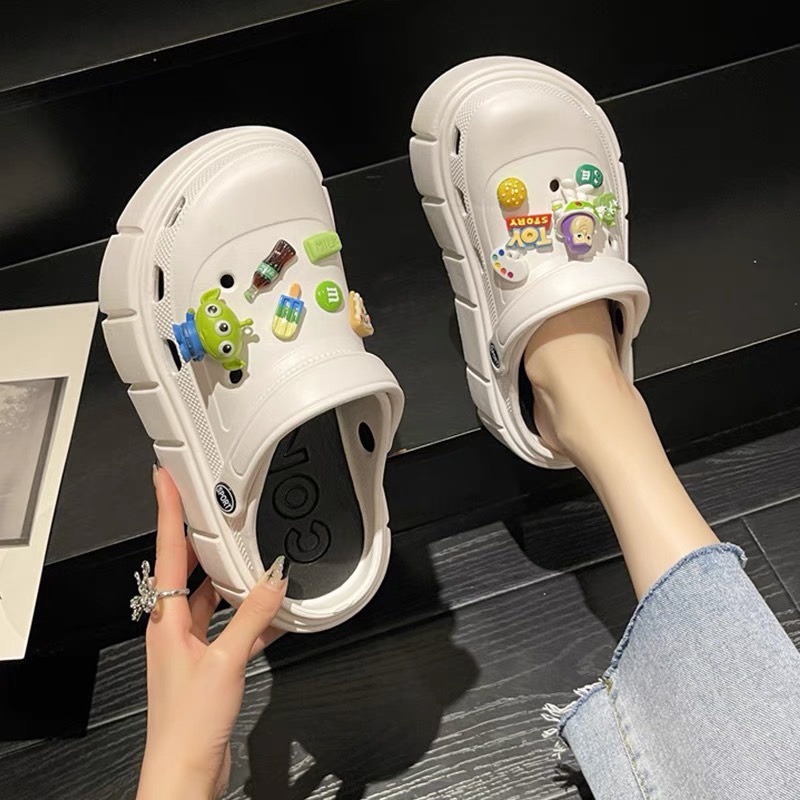 Dép Crocs nữ cao su đế cao 5cm hot trend tặng kèm sticker siêu xinh Flower D11 - Nguyentrang239