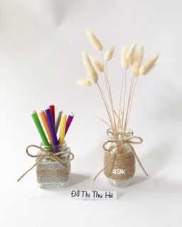 hoa khô đuôi thỏ và lọ