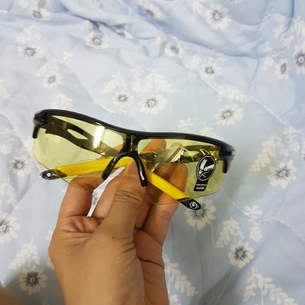 Mắt kính chống lóa đi đêm thể thao loại xịn | BigBuy360 - bigbuy360.vn