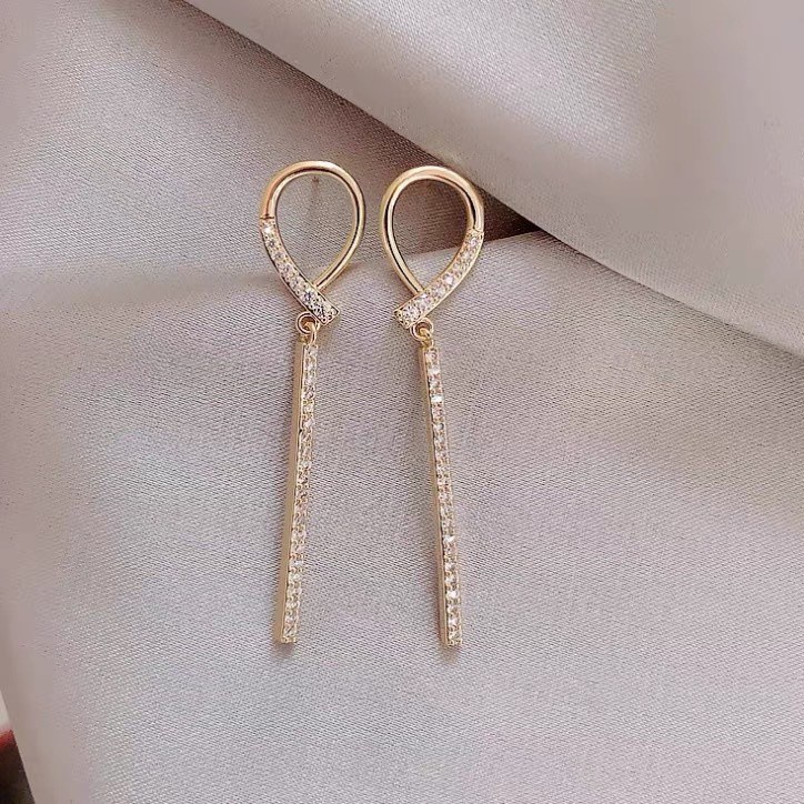 Bông tai dáng dài thiết kế mới thời trang theo phong cách hàn quốc