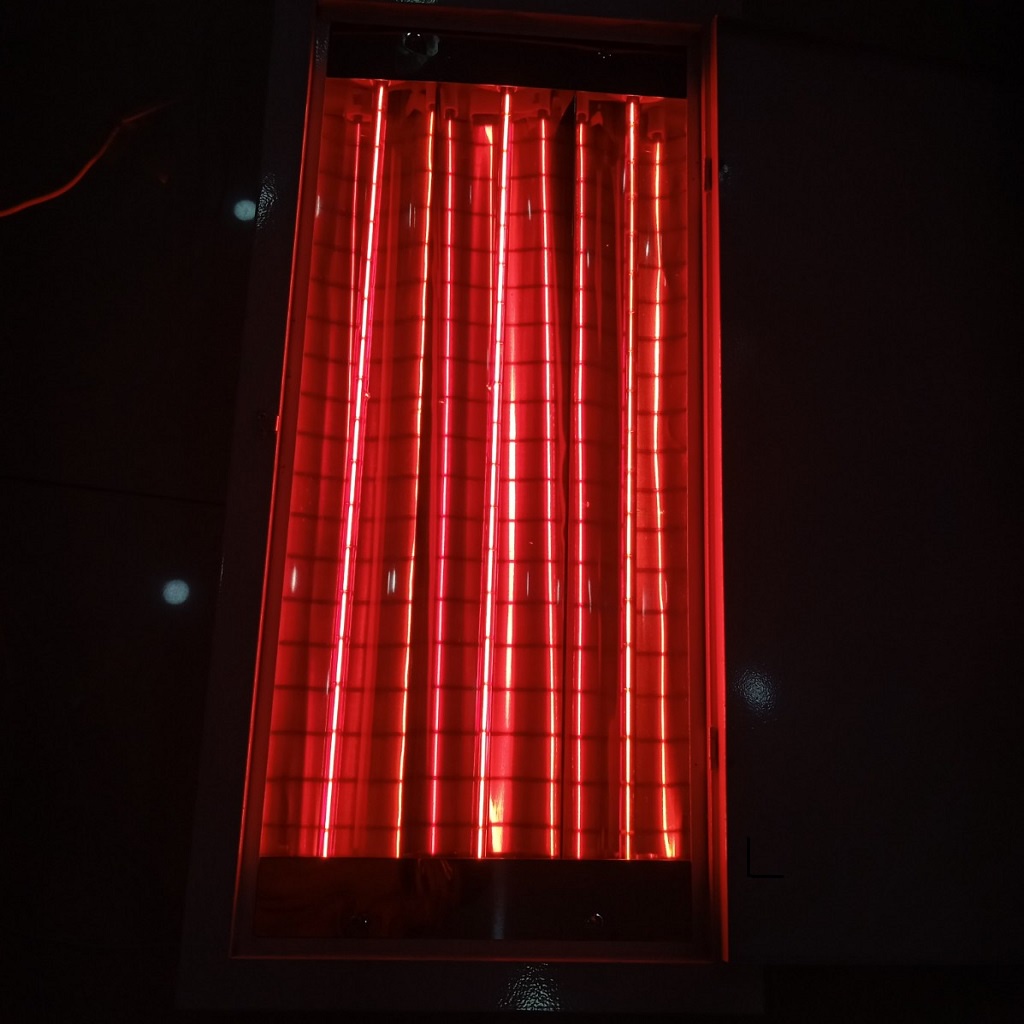 Đèn sấy hồng ngoại 3 bóng 3000w