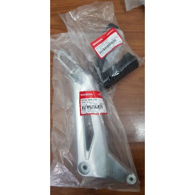 Báng để chân sau xe Dream Việt Honda